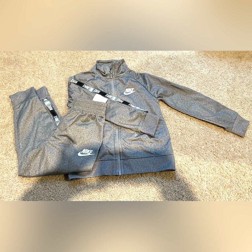 USED Nike Track Suit Toddler Boy 3T